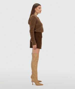  Dark brown  
