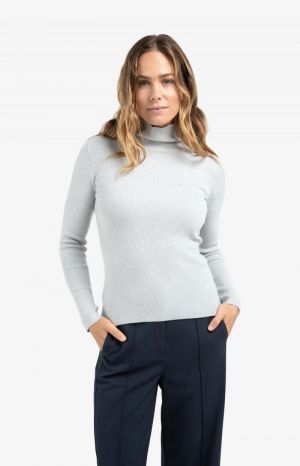 Collegiate blue