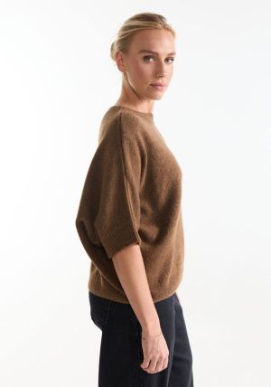 DACOTA Camel